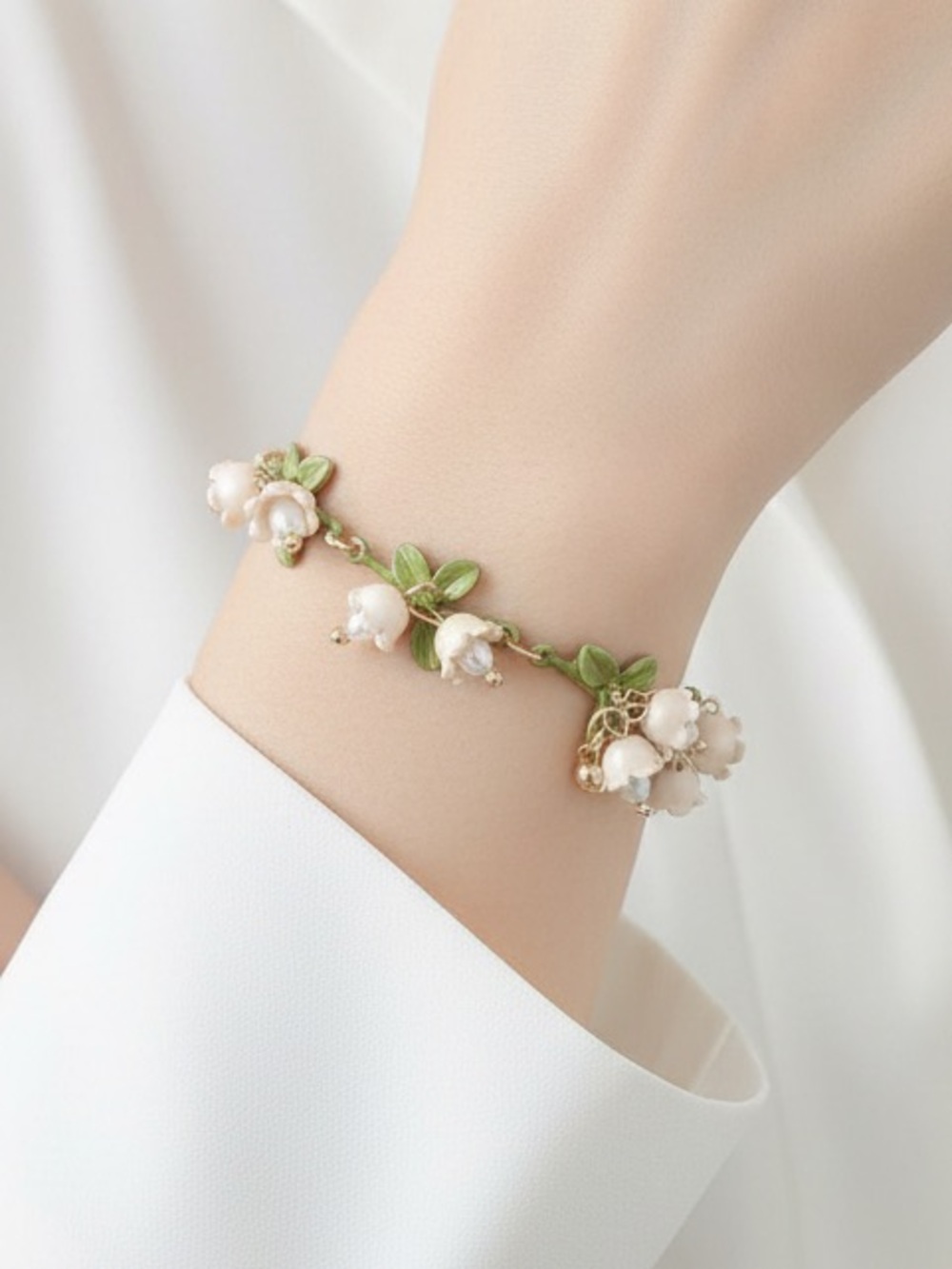 🌸 Lily of the Valley Pearl & Enamel Garden Party Charm Bracelet 🌿